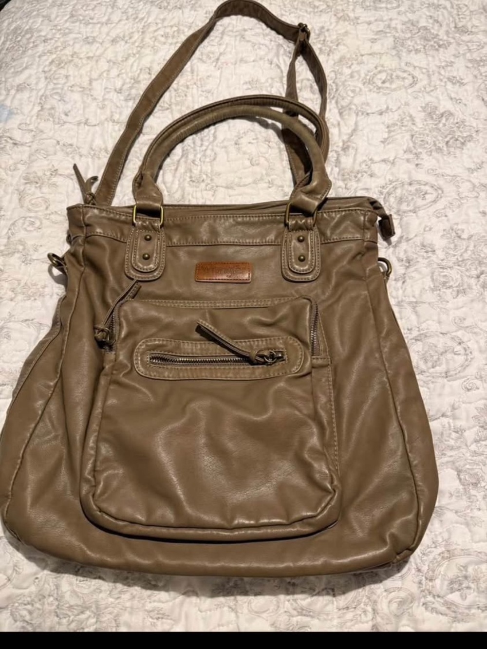 Wrangler Shoulder Tote